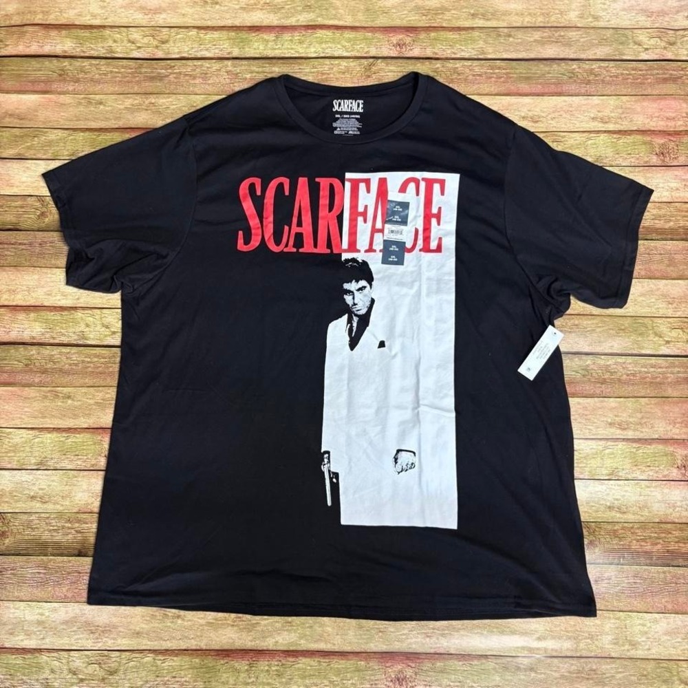 NWT Scarface graphic t-shirt